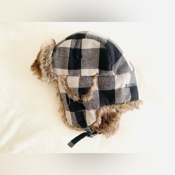 Redhead Men’s Fur Plaid Hat - Picture 1 of 5
